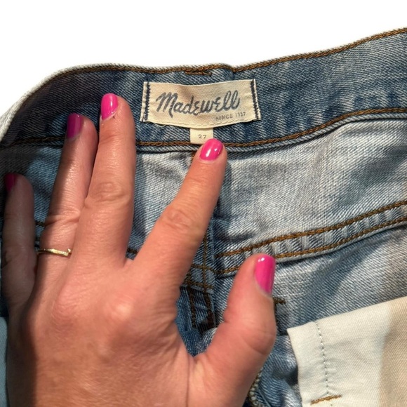 Madewell High-Rise Denim Shorts | Size 27
L - Picture 5 of 5